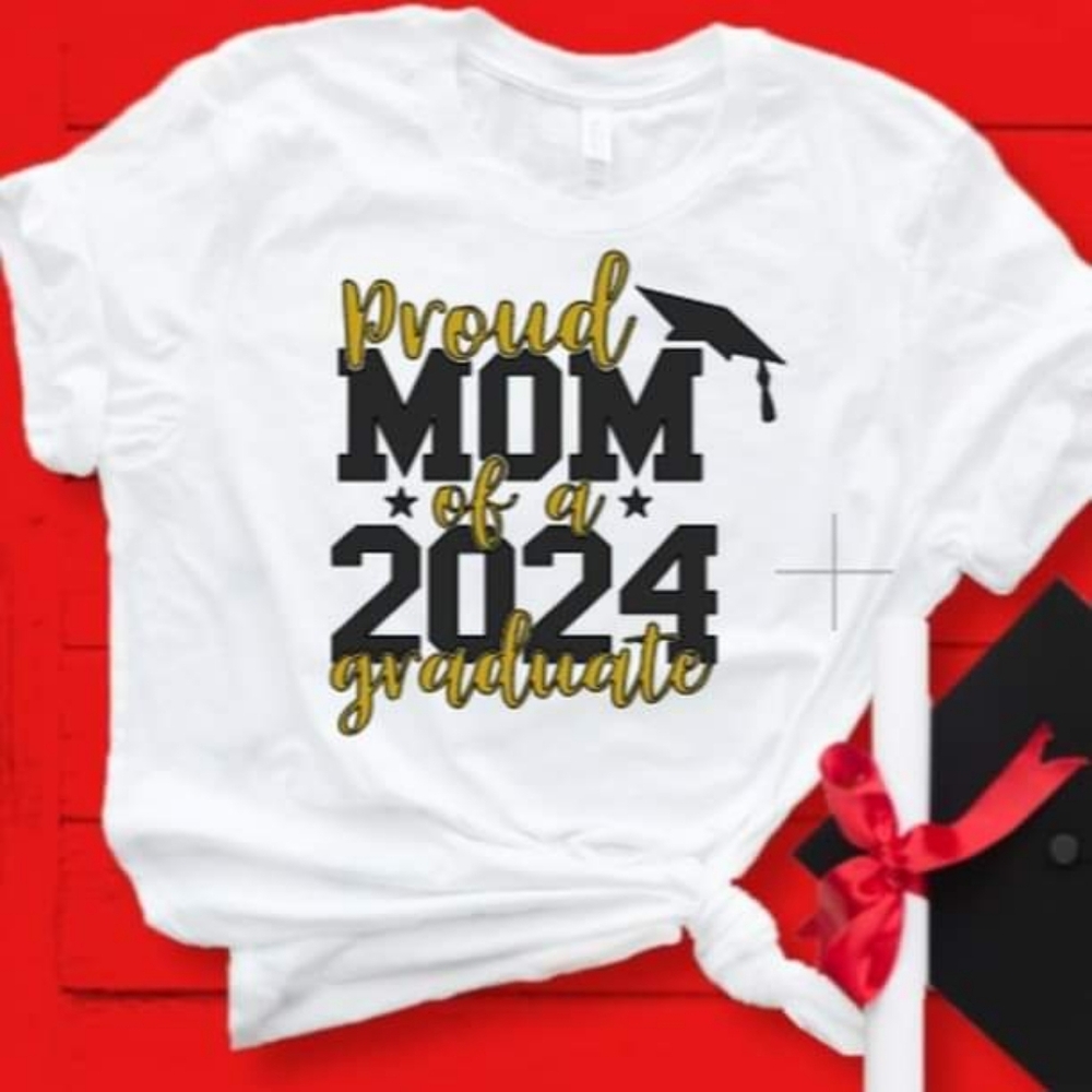 Mom of 2024 Graduate Shirt